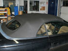 Ford Mustang IV CK-Cabrio AKUSTIK-Luxus-Verdeck während der Montage